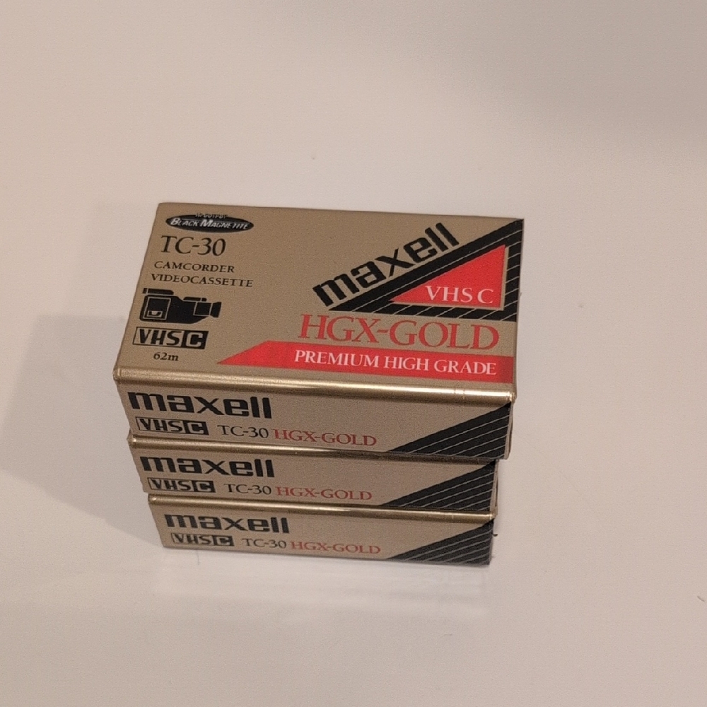 Bundle 3 Maxell Gold Camcorder Videocassette - Premium High Grade